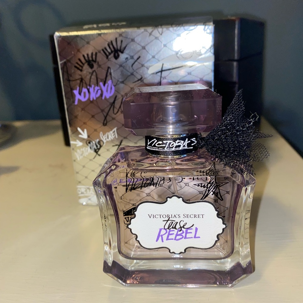 Victoria Secret Tease Rebel eau de parfume new